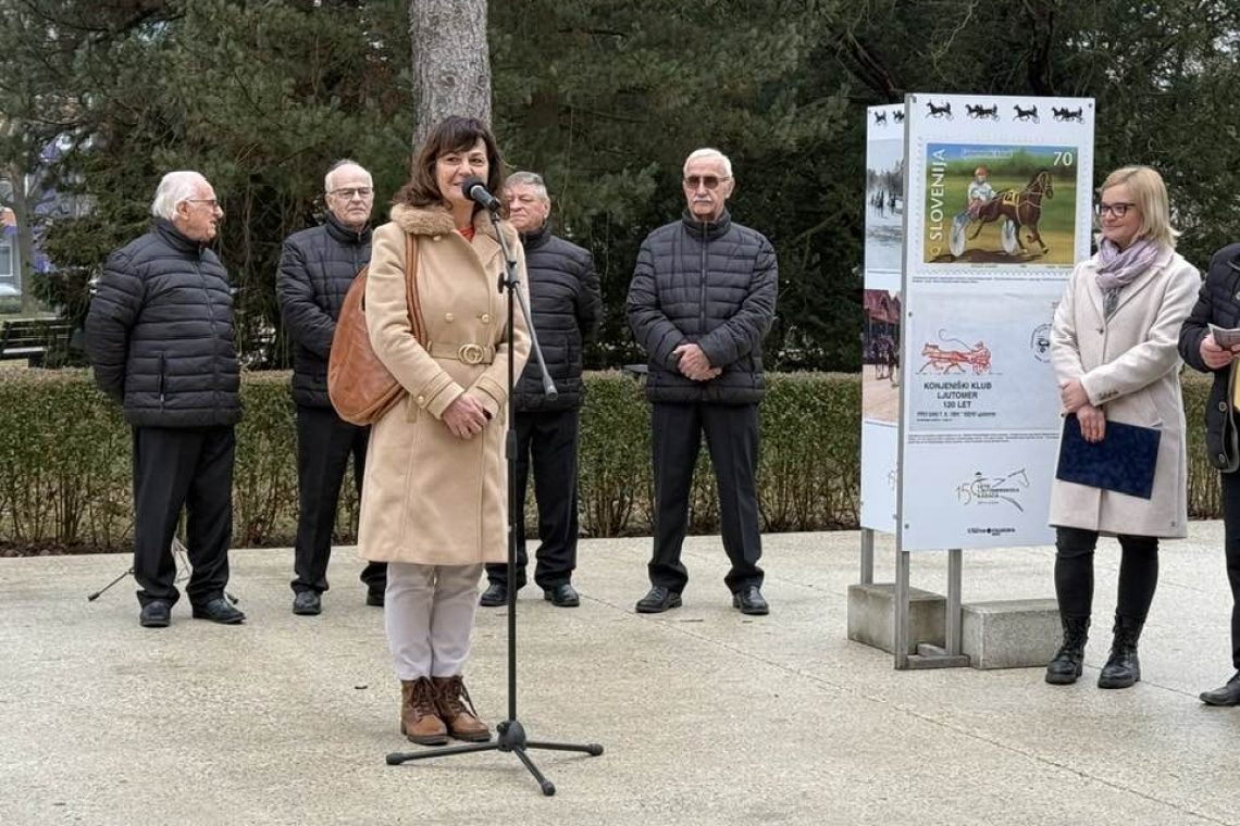 V Murski Soboti razstava ob 150-letnici kasaških dirk