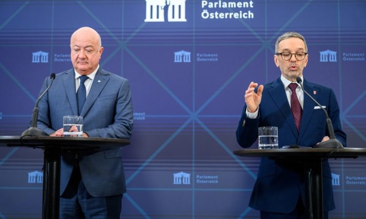 V Avstriji oblikovana semaforska koalicija