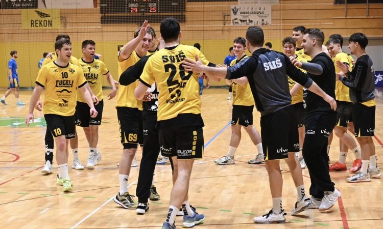 Rokometaši iz Slovenj Gradca so premagali Sviš Cugelj okna Ivančno Gorico s 26:24