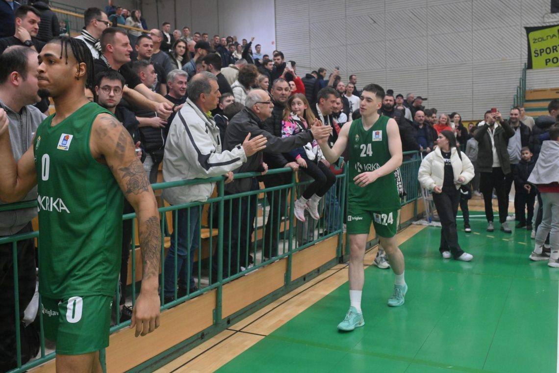 Košarkarji Krke so izgubili proti Partizanu s 77:79