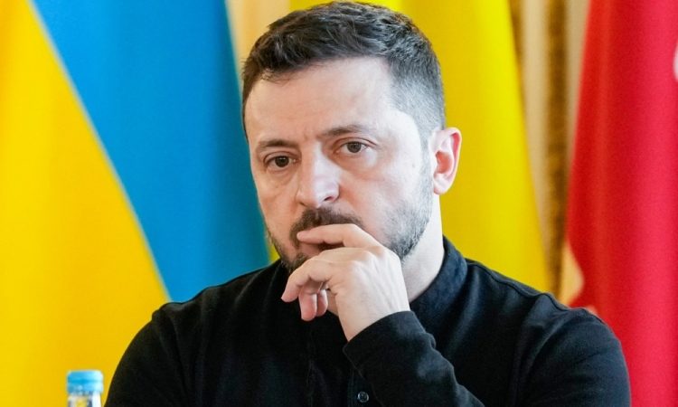 Zelenski: Ukrajina pripravljena sodelovati s Trumpom za trajen