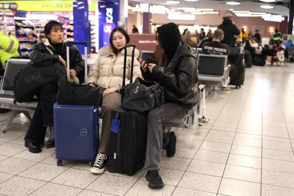 Zaradi požara zaprto londonsko letališče Heathrow