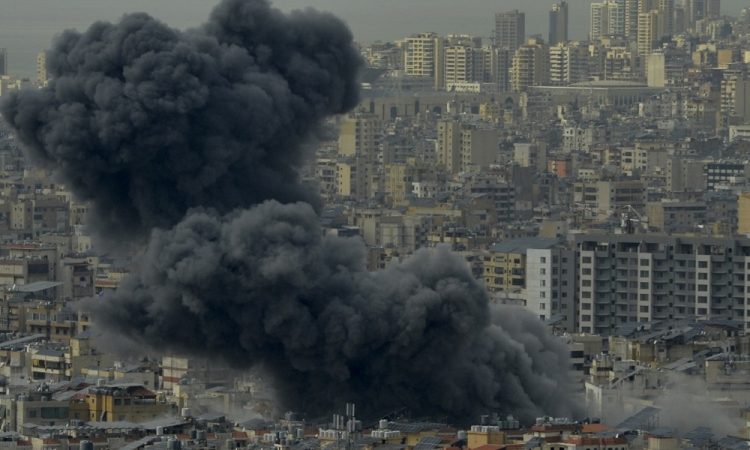 Izrael potrdil, da je streljal na reševalna vozila v Gazi