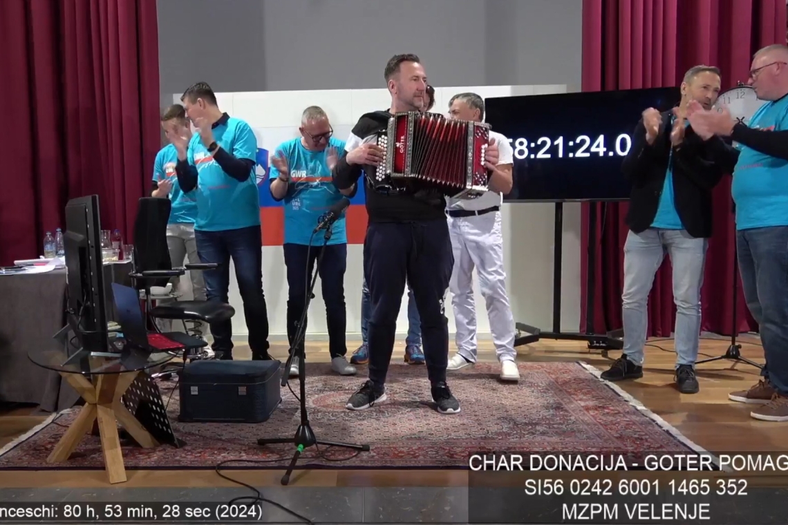 Robert Goter podrl slovenski rekord v igranju harmonike