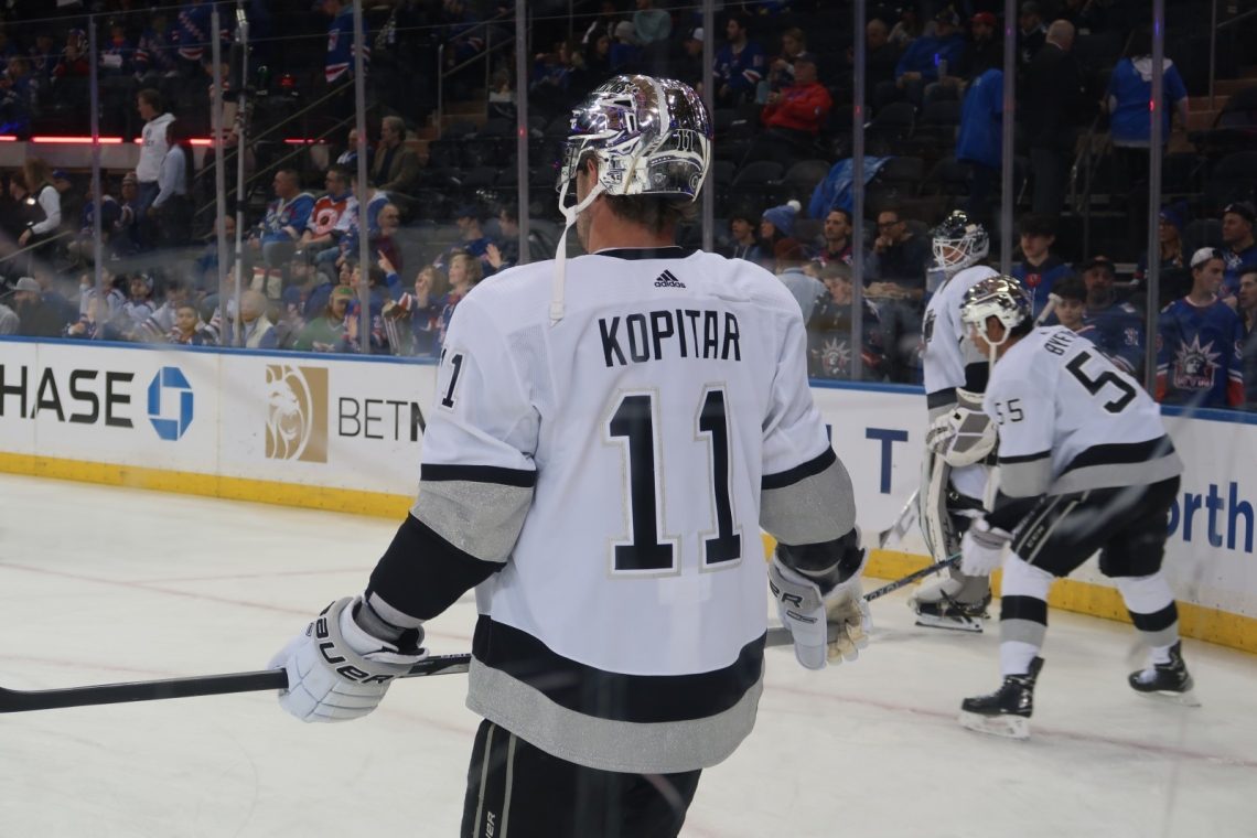 Kopitar z golom in s tremi asistencami za drugo zmago kraljev