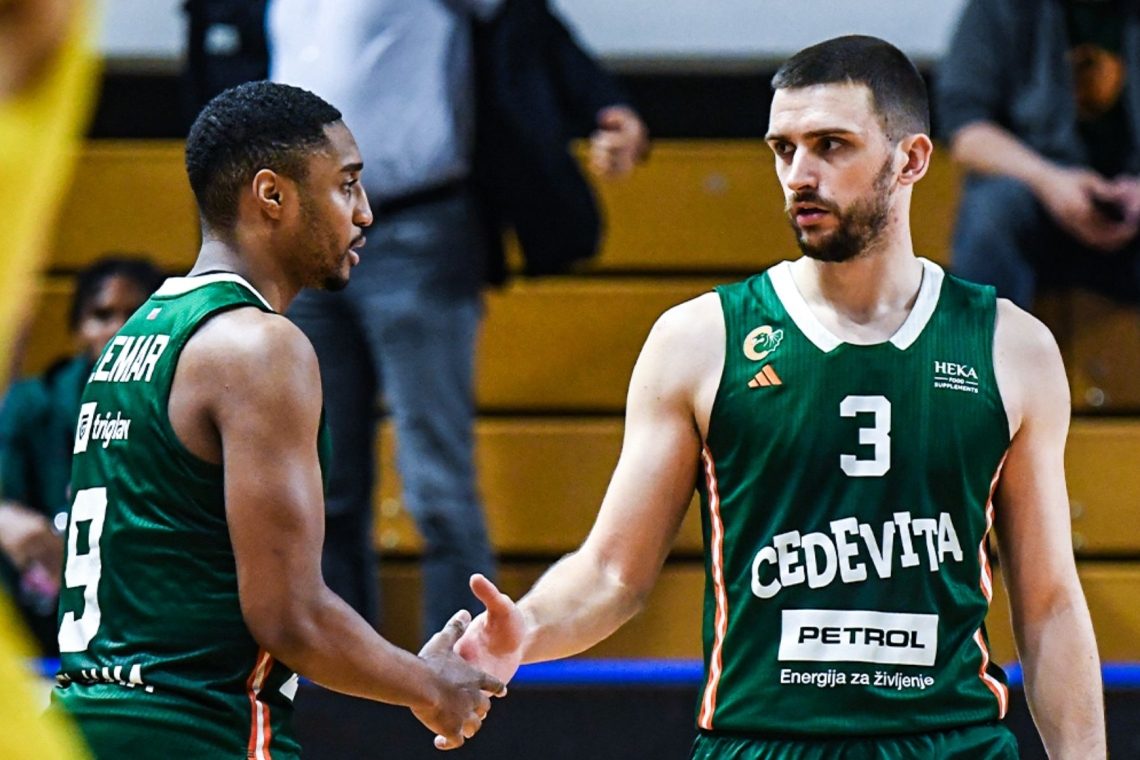 Košarkarji Cedevite Olimpije so premagali Gorenjsko gradbeno družbo Šenčur s 100:96