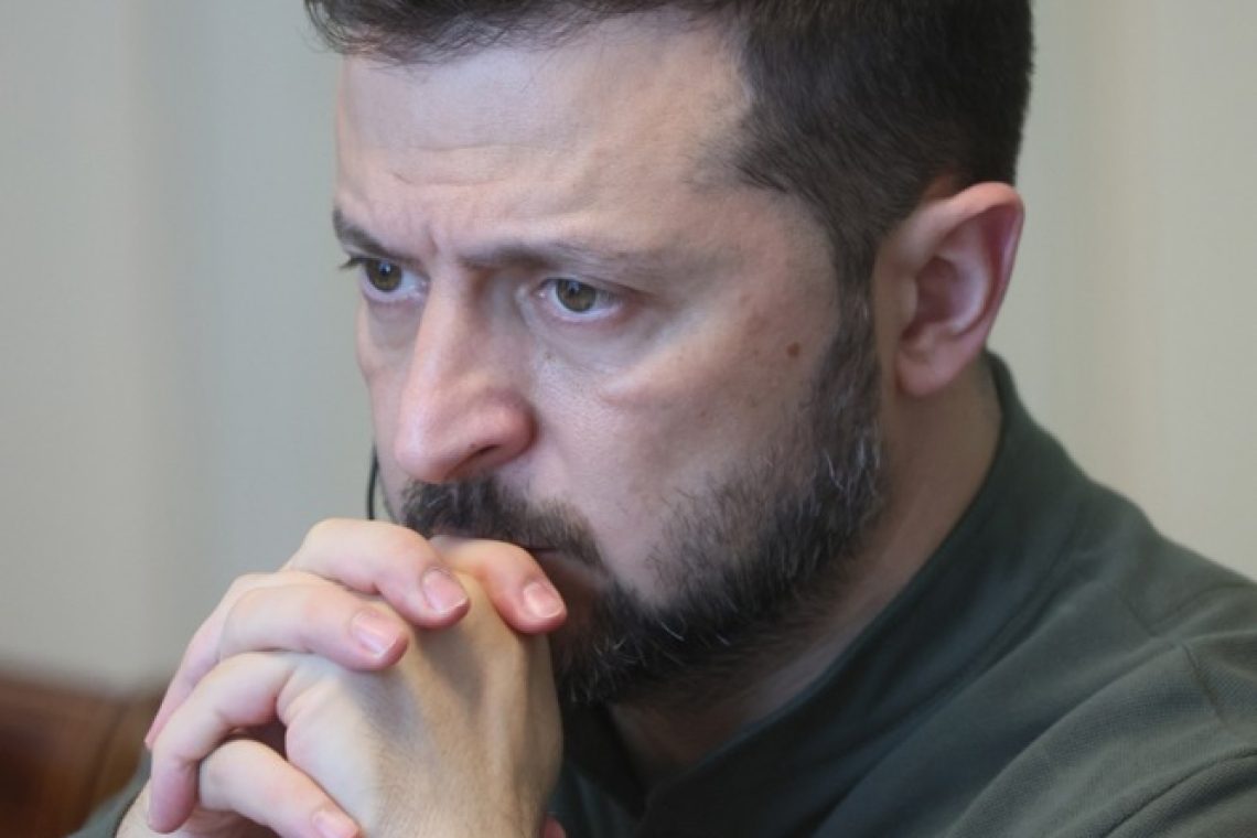 Zelenski se je pripravljen srečati zgolj s Putinom