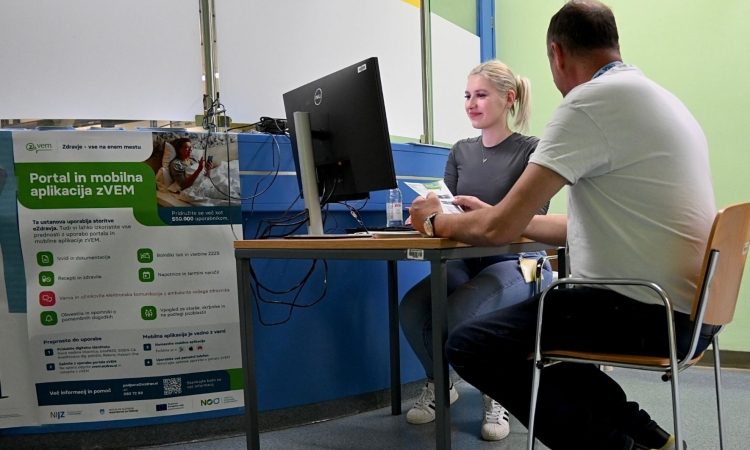 V celjski bolnišnici vzpostavljena digitočka zVEM za pomoč pri dostopu do zdravstvenih podatkov