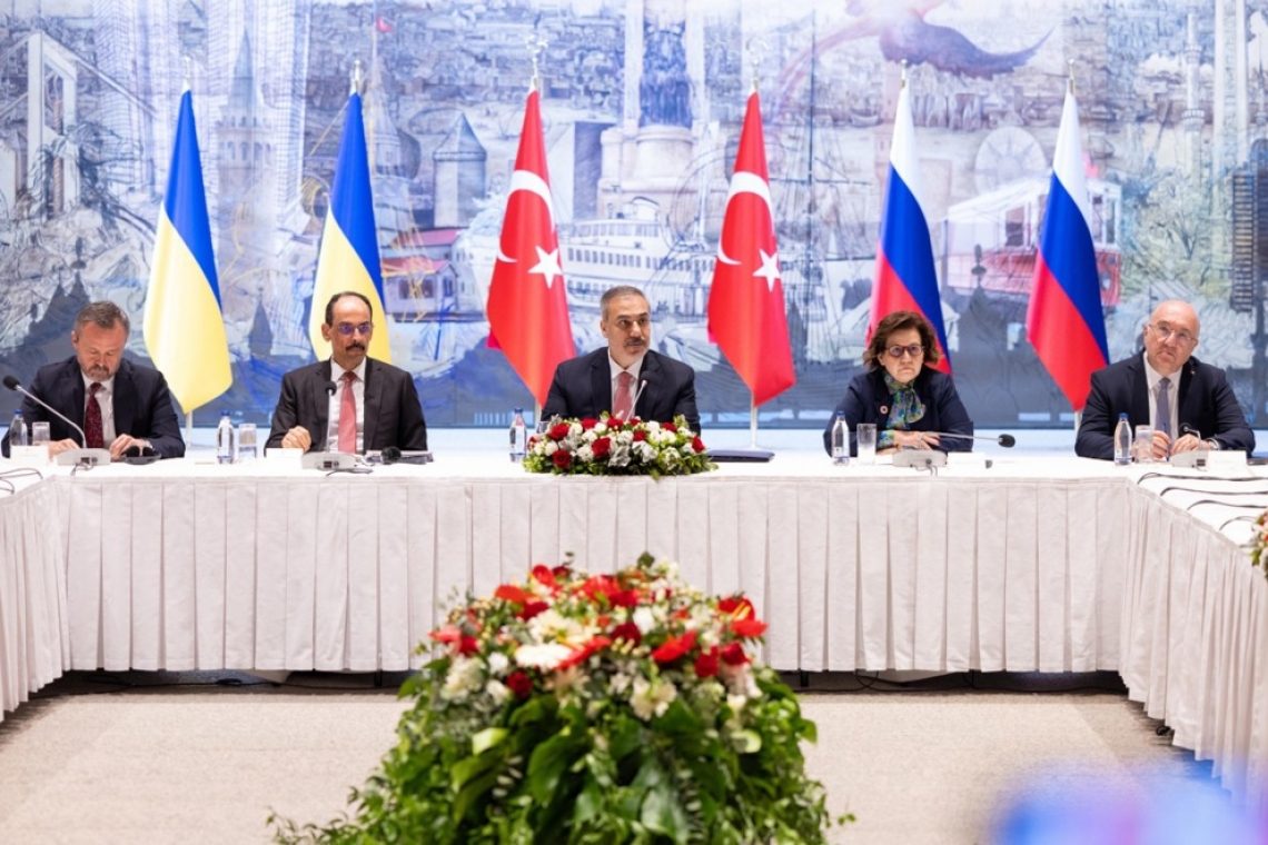 Pogajanja med Ukrajino in Rusijo v Istanbulu zaključena brez preboja, dogovorjena le izmenjava ujetnikov