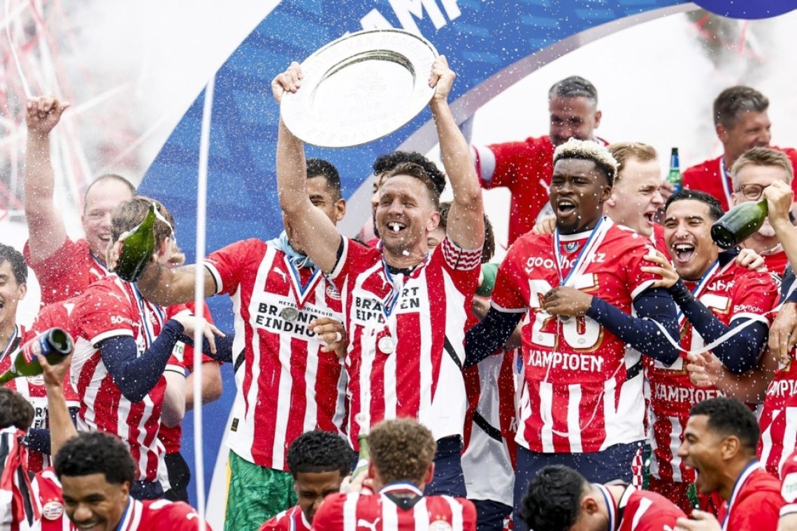 PSV po Ajaxovem kolapsu znova nizozemski prvak