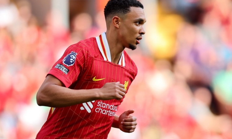 Angleški branilec Trent Alexander-Arnold podpisal z Realom