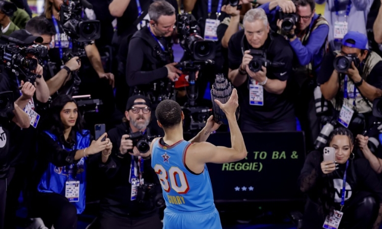 Tekma zvezd lige NBA z novim formatom ZDA proti svetu