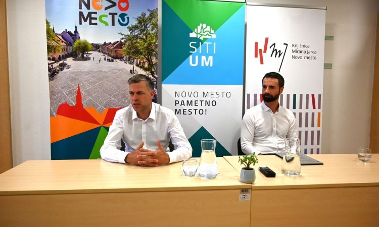 Knjižnica v Novem mestu vstopila v pametni sistem Sitium