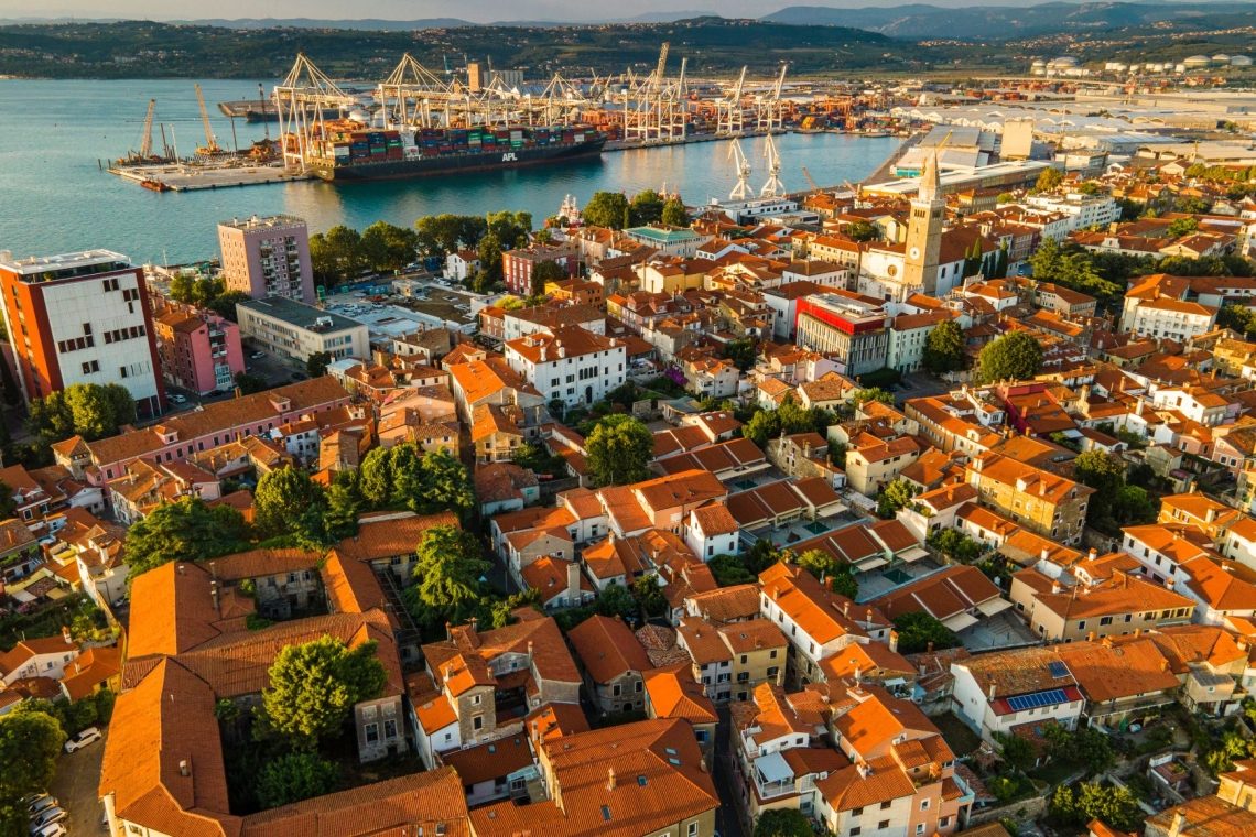 Koprska občinska uprava znova potrdila kakovost poslovanja