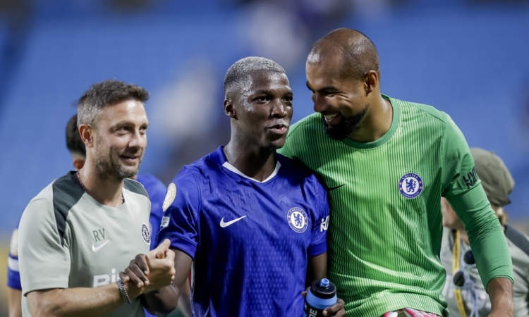 Chelsea po maratonski tekmi v četrtfinale SP, Vinčić v glavni vlogi