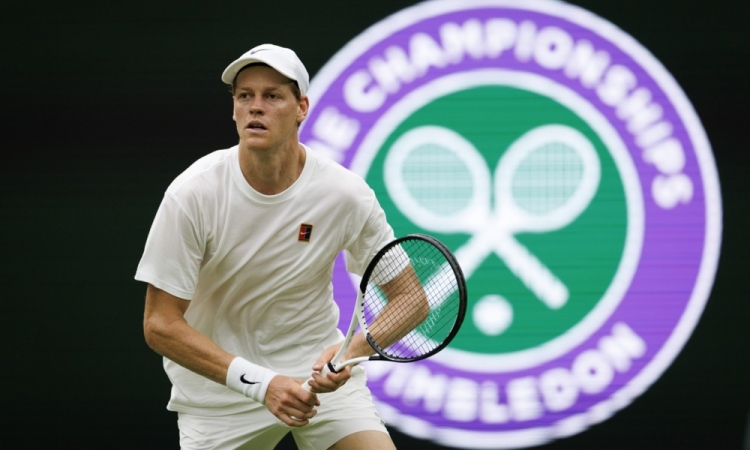 Sinner pred začetkom Wimbledona ostaja vodilni na lestvici ATP