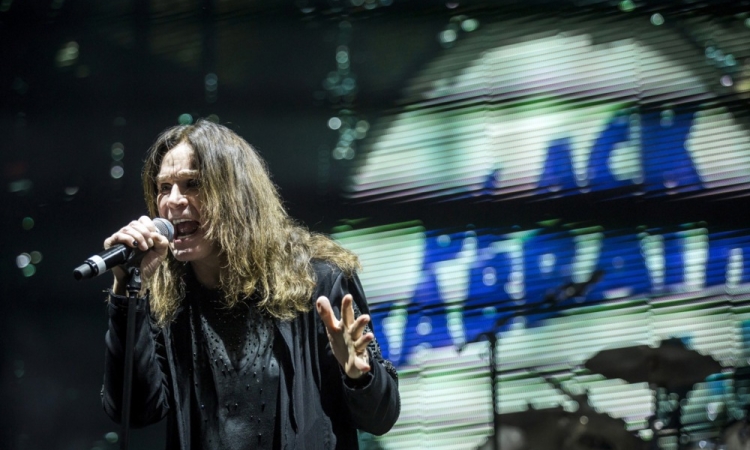 Umrl nekdanji frontman skupine Black Sabbath Ozzy Osbourne