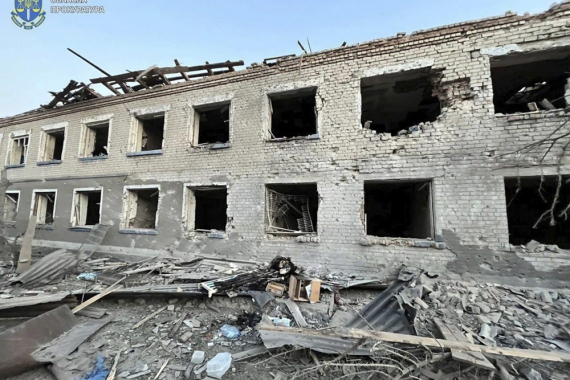 Dan po Trumpovem ultimatumu Rusija bombandirala porodnišnico