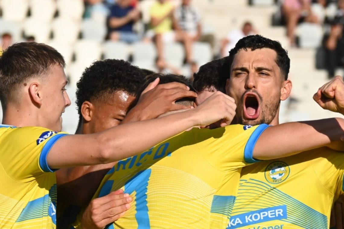Nogometaši Kopra so premagali Muro z 2:1