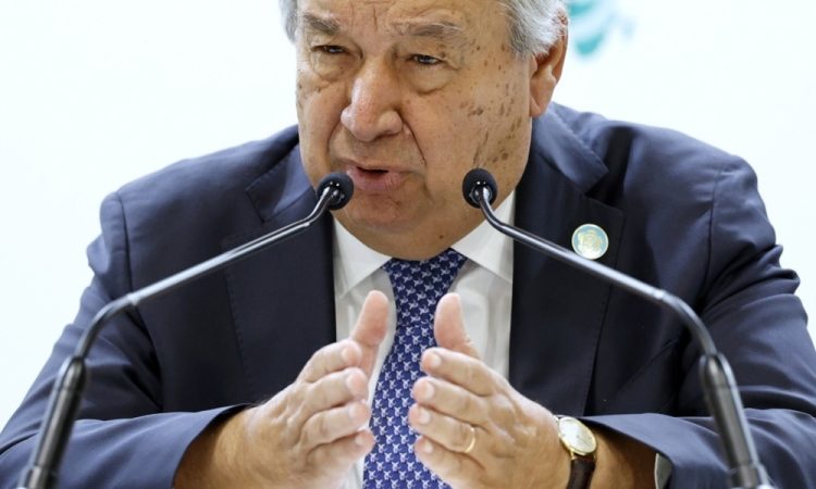 ZDA in evropske države napovedale ponovno uvedbo sankcij proti Iranu