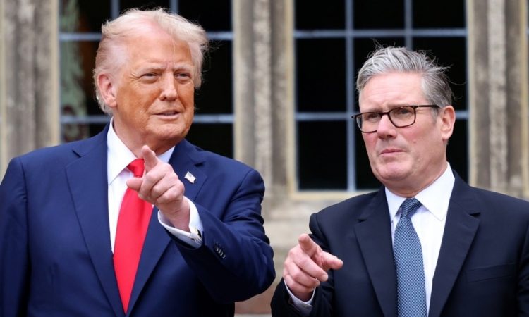Trump in Starmer kritična do Putina zaradi nadaljevanja vojne v Ukrajini
