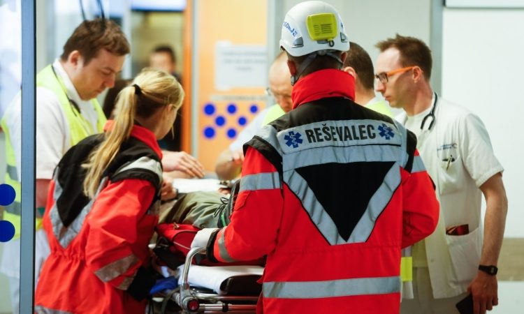 Urgentni center Trbovlje se zaradi kadrovskih težav zapira