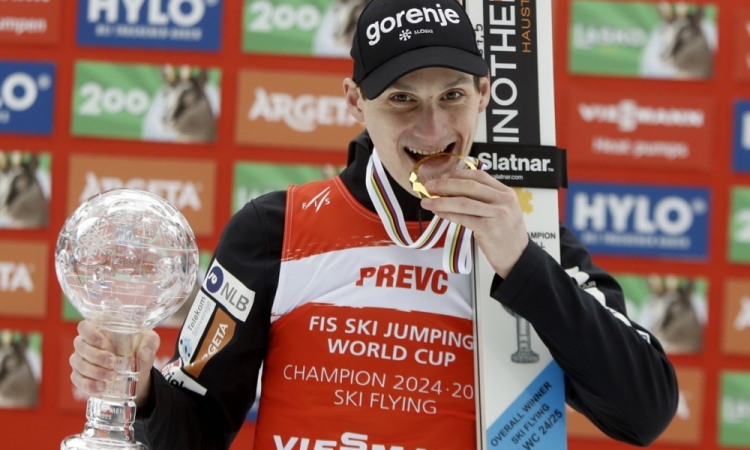 Domen Prevc po svetovnem naslovu in rekordu želi še olimpijski uspeh