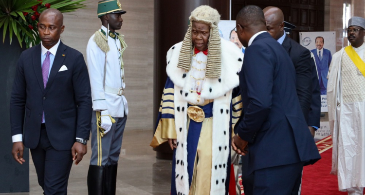 V Kamerunu zaprisegel 92-letni Paul Biya, najstarejši predsednik na svetu