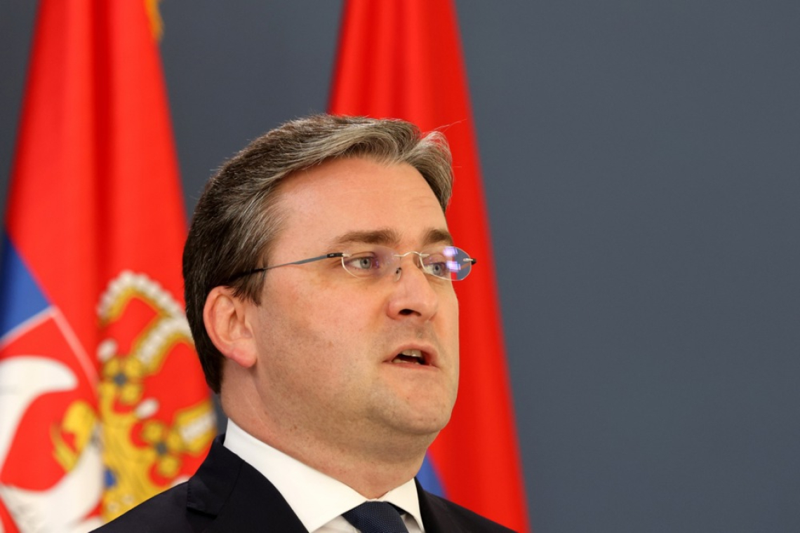Minister za kulturo v Srbiji obtožen zaradi spornega projekta nekdanjega generalštaba