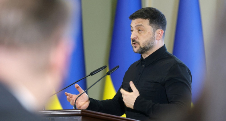 Zelenski: Mirovni načrt predvideva zamrznitev frontne črte, brez dogovora o Donecku in Zaporožju