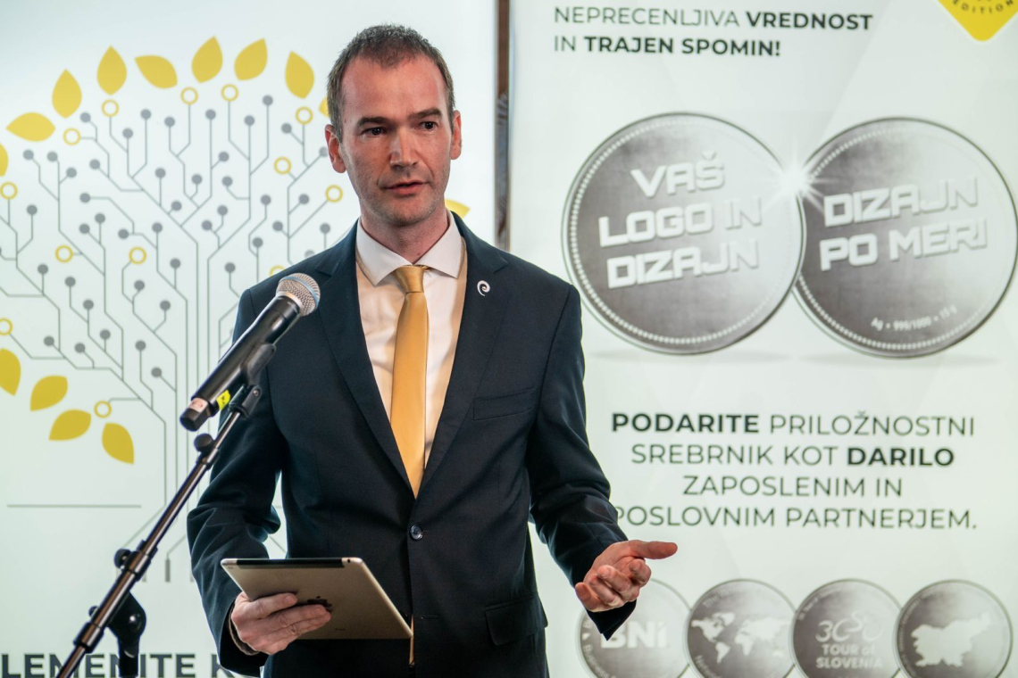Plemenite kovine kot zaščita premoženja v času negotovosti