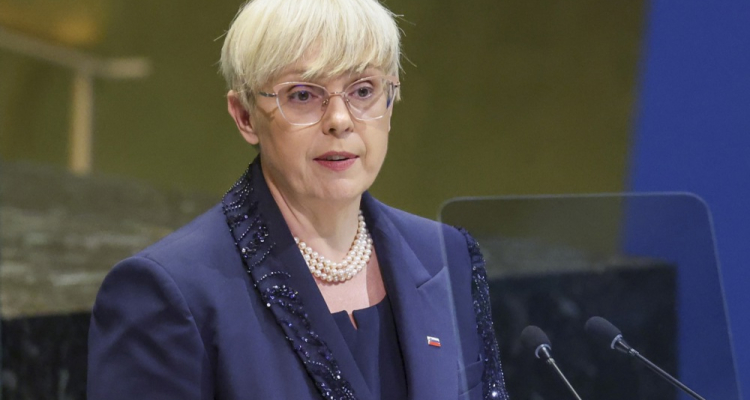 Predsednica republike opozarja na dezinformacije in poziva k udeležbi na volitvah