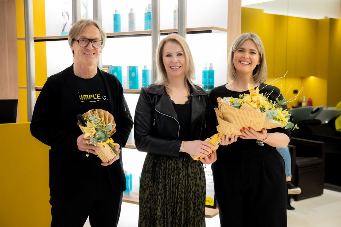 V Centru Vič nova kavarna in frizerski salon