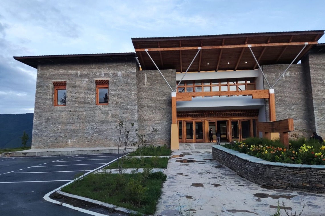 Ledinek s prvim projektom v Butanu