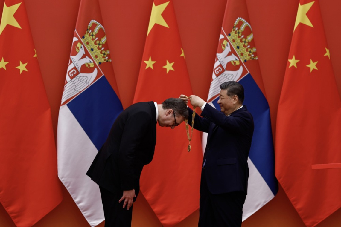 Xi in Vučić v Pekingu podpisala več kot 30 sporazumov