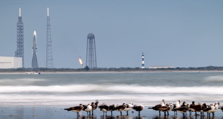 Raketa Blue Origin eksplodirala med preizkusom na Floridi